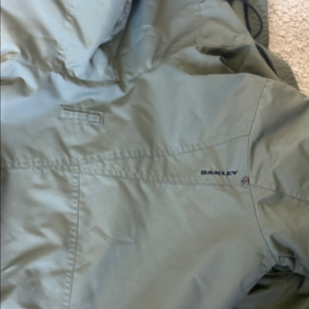Dark Green Oakley Ski/Snowboard Jacket With Logo … - image 7